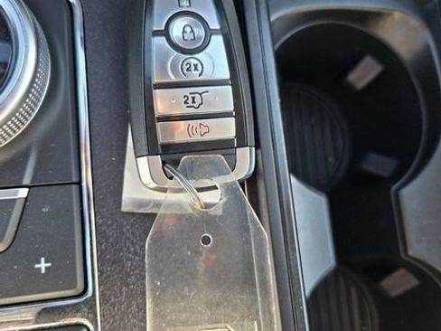 Used 2024 Ford Expedition Platinum image 21