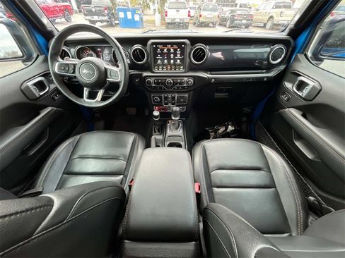 Used 2023 Jeep Wrangler Rubicon 392 image 17