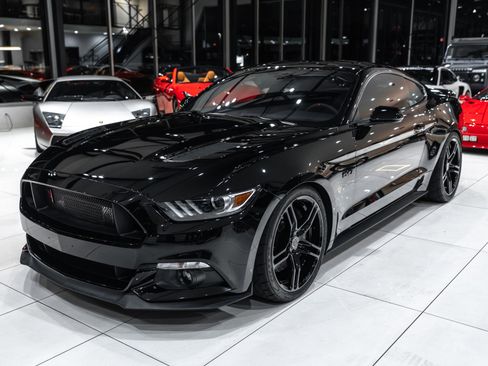 Used 2015 Ford Mustang GT w/ GT Performance Package image 33