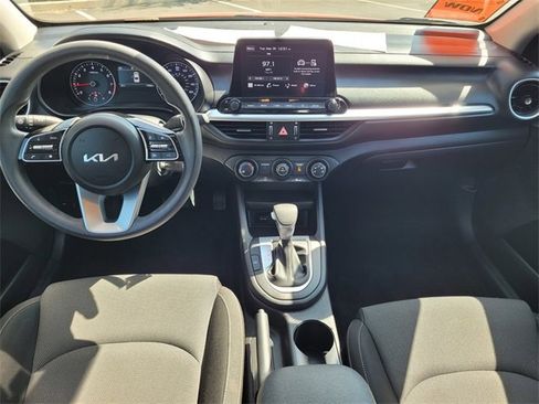 Used 2023 Kia Forte LXS image 9