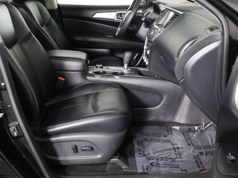 Used 2019 Nissan Pathfinder SL image 50