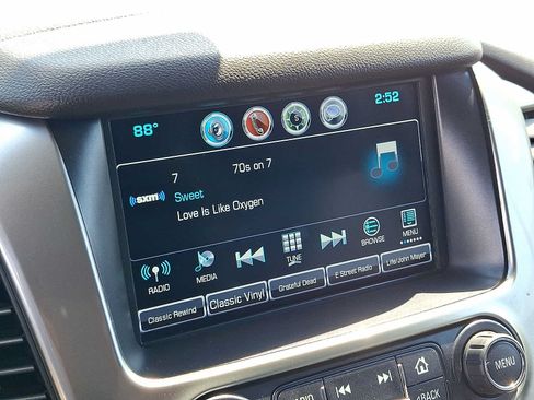 Used 2018 Chevrolet Tahoe LT AWD/4WD image 16