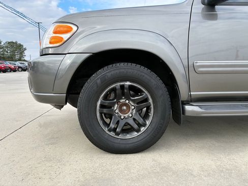 Used 2003 Toyota Sequoia Limited image 7