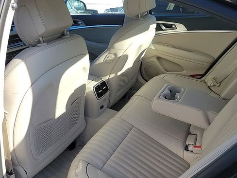 Used 2026 Genesis G70 2.5T Prestige image 19