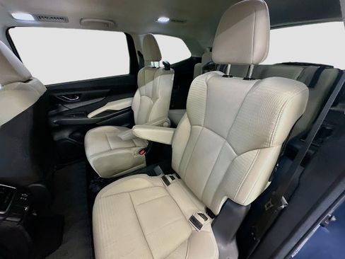 Used 2025 Subaru Ascent Premium image 28