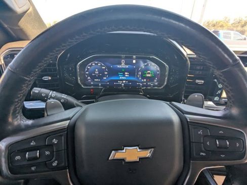 Used 2022 Chevrolet Silverado 1500 High Country w/ High Country Premium Package image 30