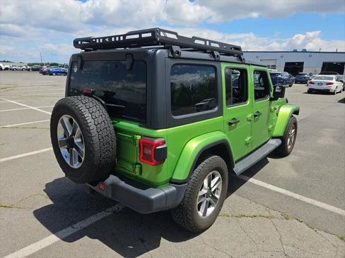 Used 2020 Jeep Wrangler Unlimited Sahara AWD/4WD image 6