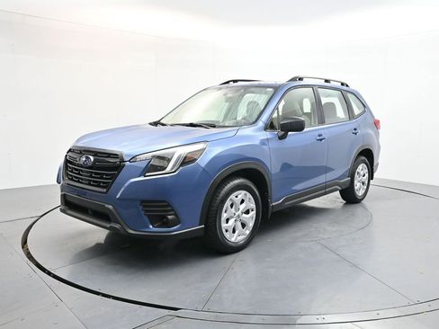 Used 2023 Subaru Forester image 3