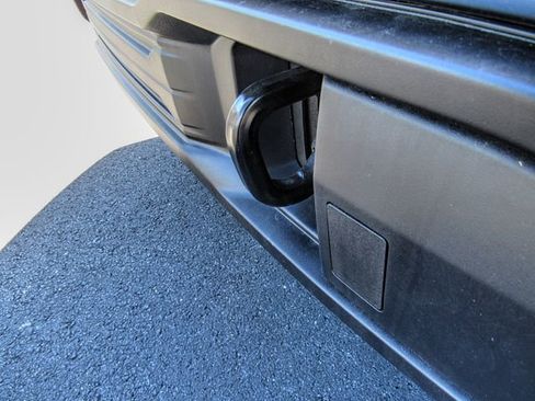 New 2026 GMC Sierra 1500 SLE image 13