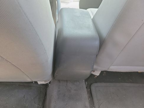 Used 2010 Ford Fusion S FWD image 22