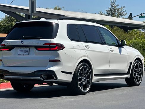 Certified 2024 BMW X7 xDrive40i w/ M Sport Package AWD/4WD image 5