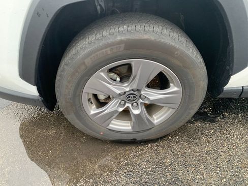 Used 2025 Toyota RAV4 XLE image 8