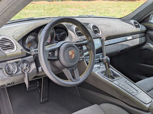 Certified 2024 Porsche 718 Boxster Spyder RS RWD image 4