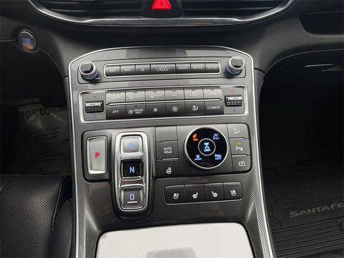 Used 2023 Hyundai Santa Fe Limited image 27