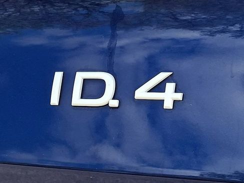 Used 2021 Volkswagen ID.4 Pro S w/ Gradient Package image 36