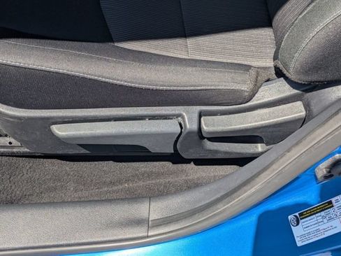 Used 2025 Nissan Sentra SV FWD image 15