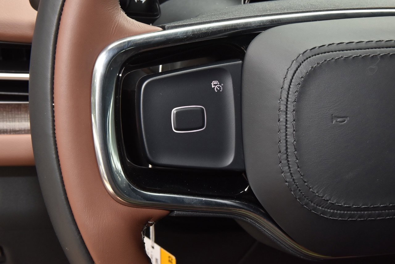 New 2026 Lincoln Navigator Reserve AWD/4WD image 24