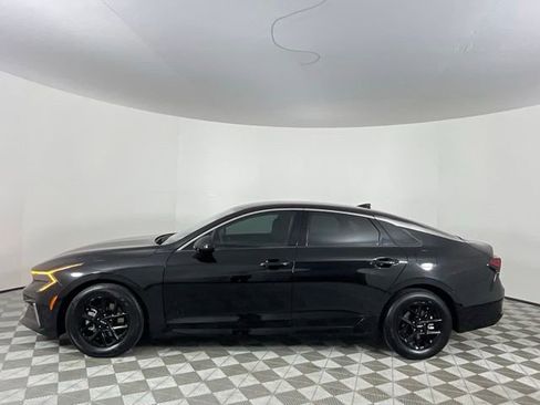 Used 2025 Kia K5 LXS FWD image 8