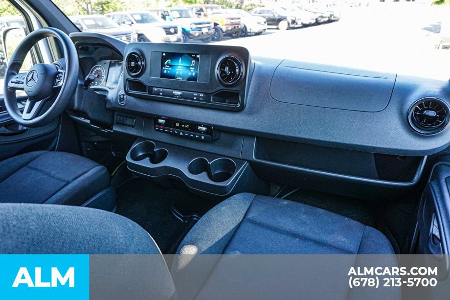 Used 2024 Mercedes-Benz Sprinter 2500 image 22