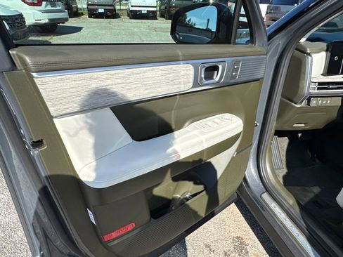 New 2025 Hyundai Santa Fe Calligraphy image 10