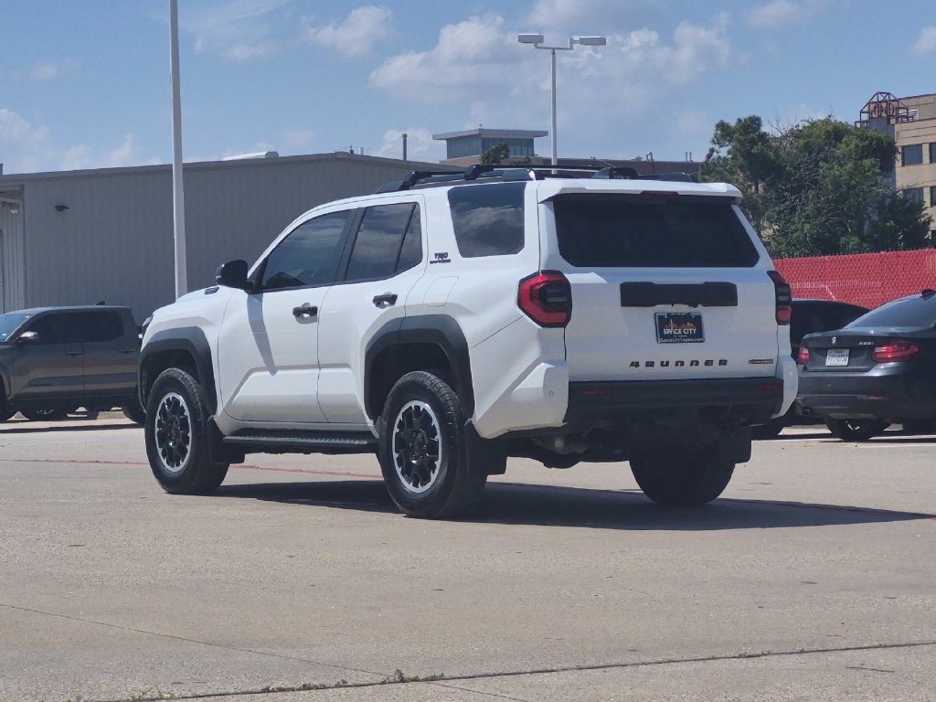 Used 2025 Toyota 4Runner TRD Off-Road AWD/4WD image 4
