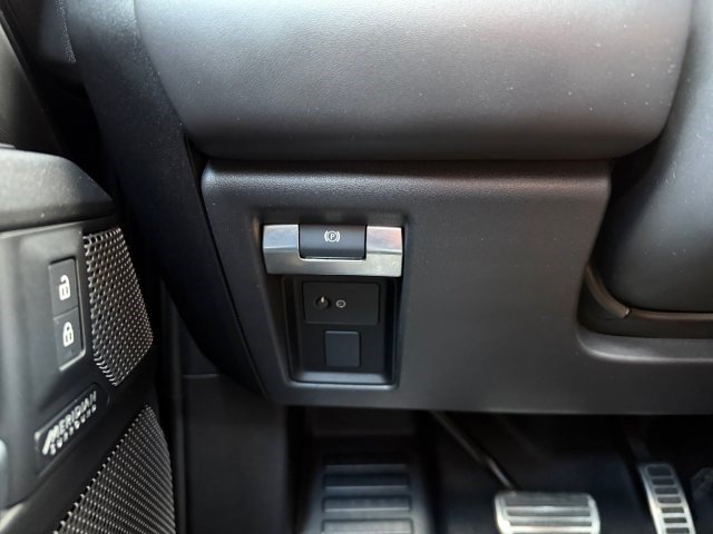 Used 2023 Land Rover Defender 110 Carpathian Edition AWD/4WD image 26