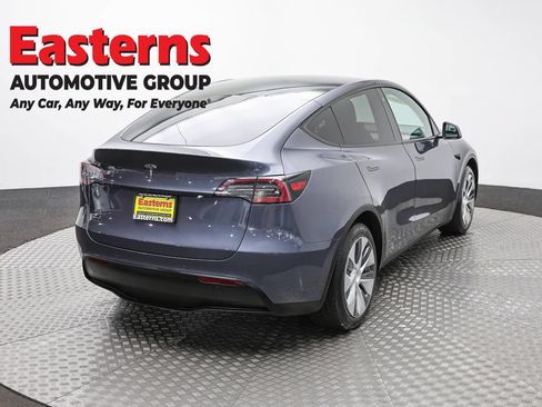 Used 2020 Tesla Model Y Long Range AWD/4WD image 5
