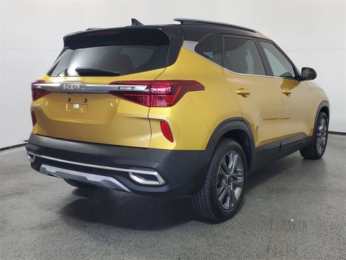 Used 2023 Kia Seltos S image 6