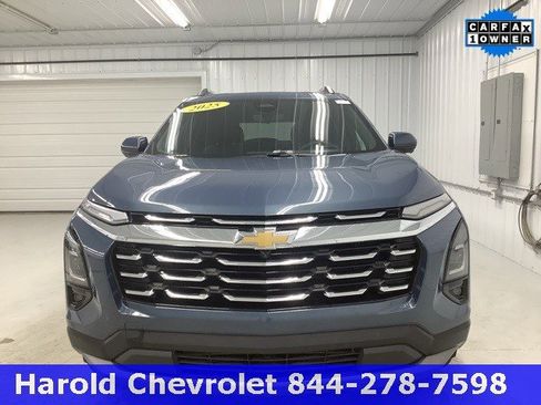 Certified 2025 Chevrolet Equinox LT w/ Convenience Package II image 2