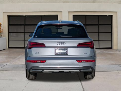 Used 2021 Audi Q5 2.0T Premium w/ Convenience Package AWD/4WD image 5