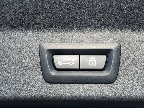 Used 2021 BMW X3 xDrive30i w/ Premium Package image 33