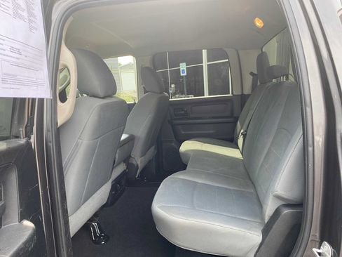 Used 2018 RAM 3500 Tradesman w/ Chrome Appearance Group AWD/4WD image 10
