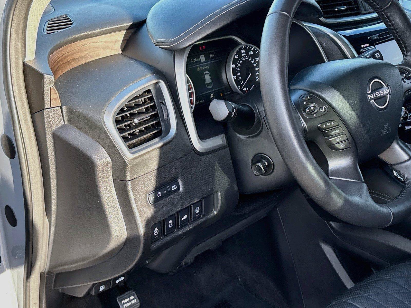 Used 2024 Nissan Murano Platinum w/ Cargo Package FWD image 10