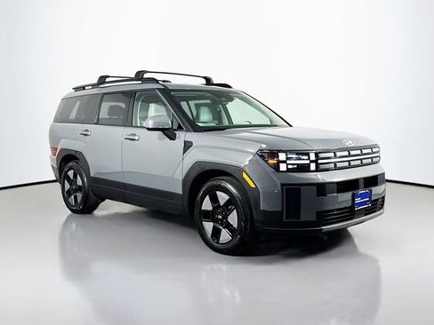 Certified 2025 Hyundai Santa Fe SEL image 10