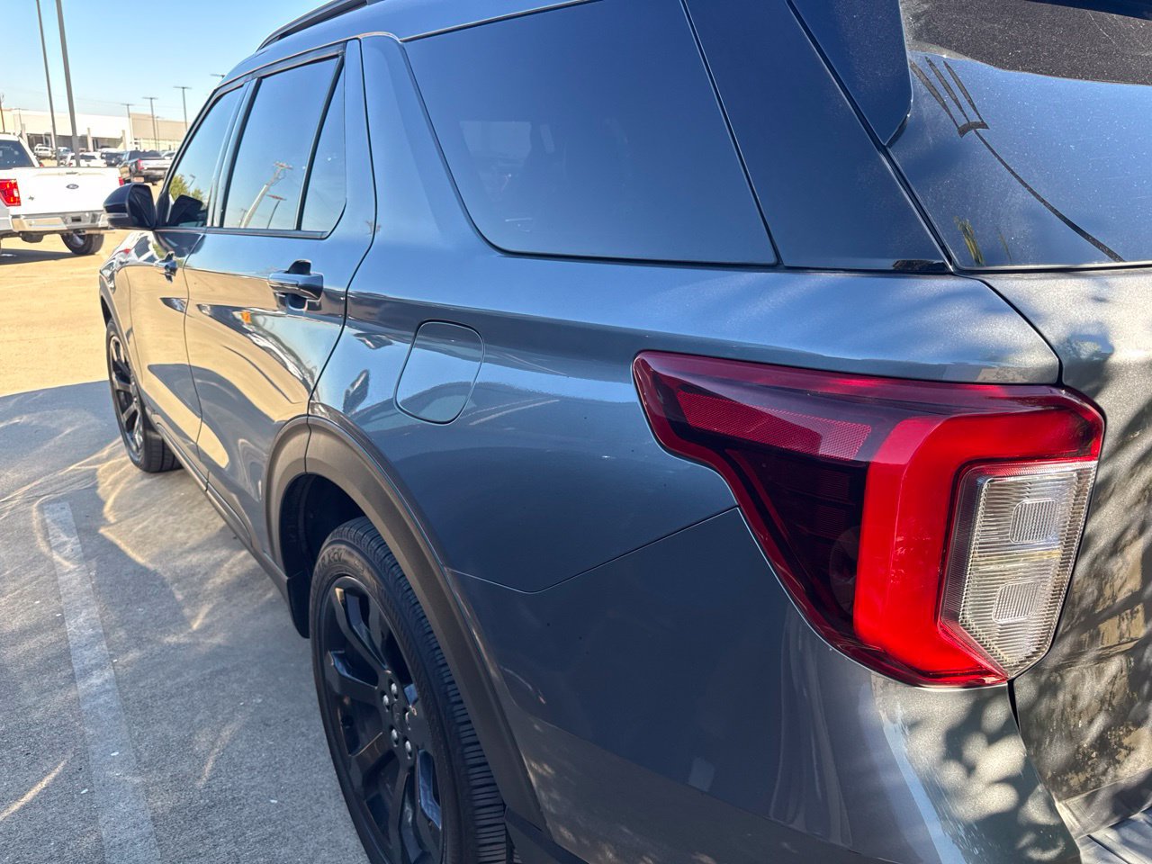 Used 2022 Ford Explorer ST w/ Equipment Group 401A AWD/4WD image 6