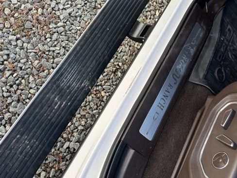 Used 2015 Ford F150 King Ranch w/ Equipment Group 601A Luxury image 11