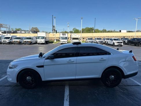 Used 2019 Ford Taurus Police Interceptor AWD image 5