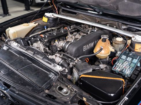 Used 1988 BMW M5 RWD image 26