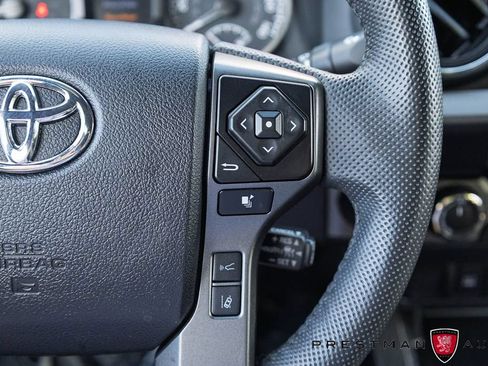 Used 2023 Toyota Tacoma TRD Sport AWD/4WD image 31