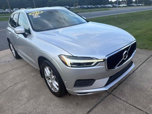 Used 2018 Volvo XC60 T5 Momentum w/ Vision Package AWD/4WD image 5