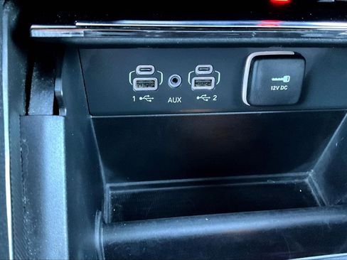 Used 2024 Jeep Grand Cherokee Limited 4xe image 16