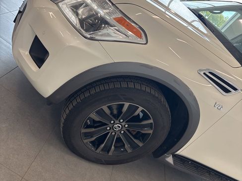 Used 2018 Nissan Armada Platinum image 12