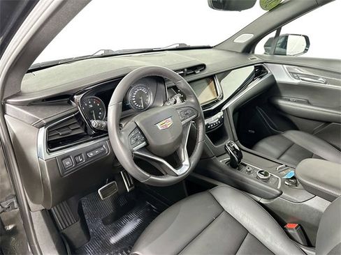 Used 2024 Cadillac XT6 Sport w/ LPO, ONYX Package image 22