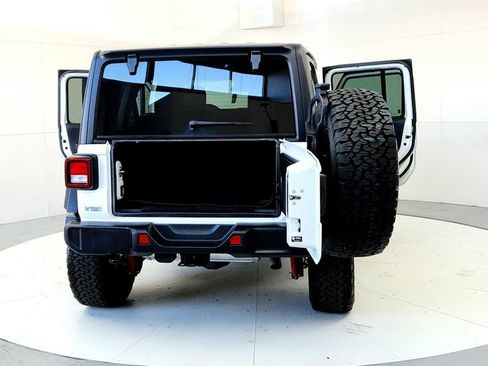 Used 2024 Jeep Wrangler Unlimited Sport AWD/4WD image 11