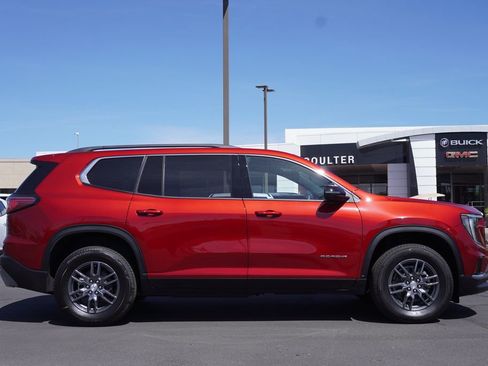 New 2026 GMC Acadia Elevation image 2