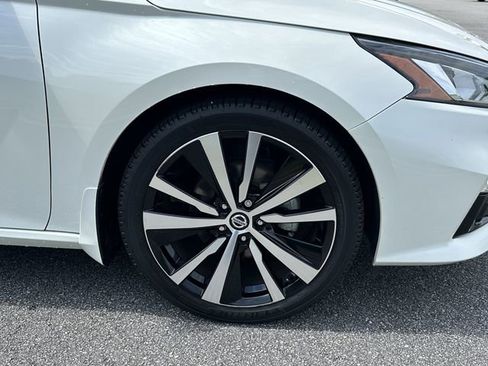 Used 2019 Nissan Altima 2.5 Platinum FWD image 20