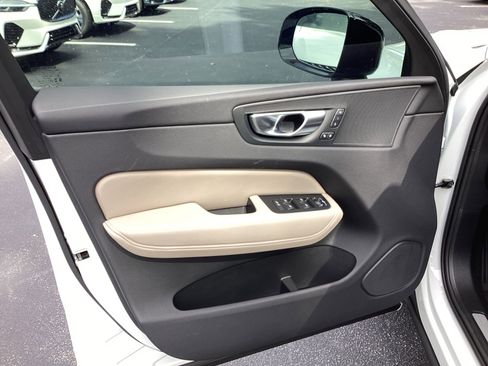 Used 2026 Volvo XC60 B5 Plus w/ Protection Package Premier AWD/4WD image 13