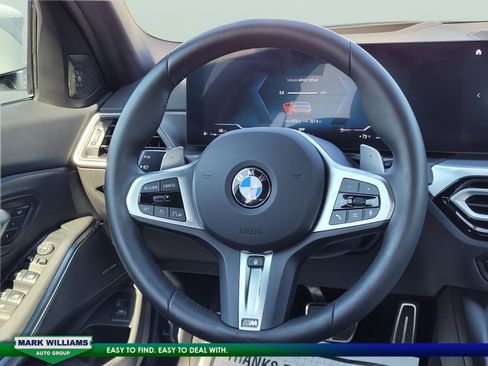 Used 2024 BMW 330i xDrive Sedan AWD/4WD image 12