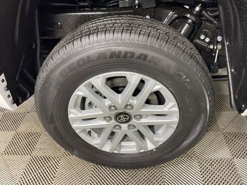 New 2026 Toyota Tundra SR5 image 9