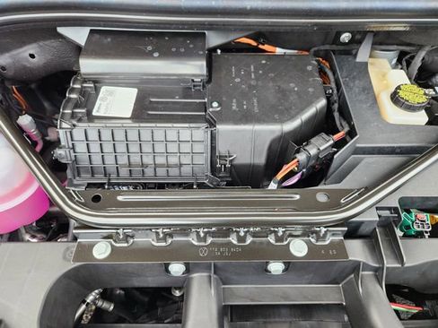 New 2026 Volkswagen ID.4 Pro image 30